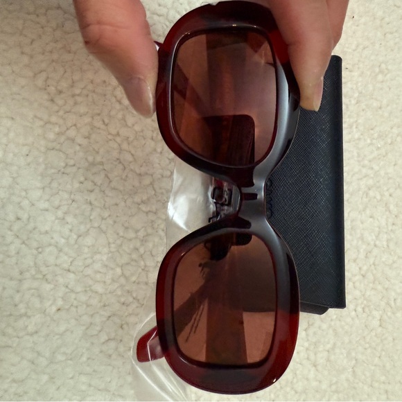 FERRAGAMO Sunglasses BRAND NEW - Picture 5 of 8